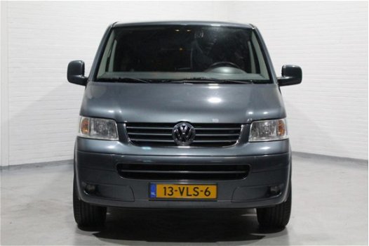 Volkswagen Transporter - 1.9 TDI 102pk Dubbel Cabine Airco, Cruise, Navi, Trekhaak, PDC Achter - 1