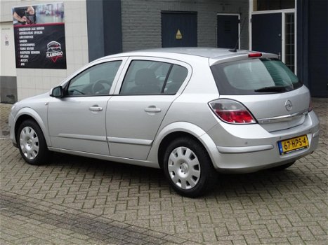 Opel Astra - 1.7 CDTi ecoFLEX Business AIRCO NAVIGATIE CRUISE NAP BJ 2009 - 1