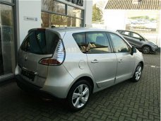 Renault Scénic - III 2.0 CVT Dynamique AUTOMAAT GERESERVEERD