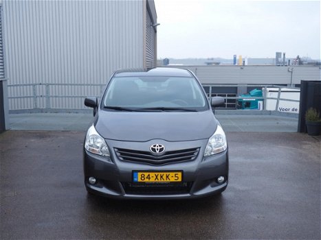 Toyota Verso - 1.8 VVT-i 147pk Aut (5P) Dynamic Business - 1