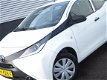 Toyota Aygo - 1.0 VVT-i 69pk 5D x-now | Airco - 1 - Thumbnail