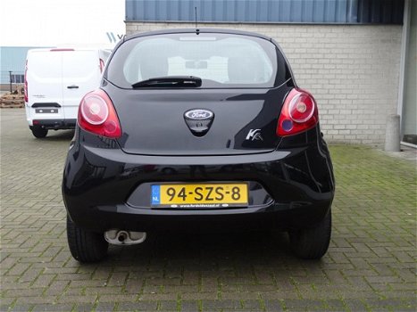 Ford Ka - 1.2 69pk Cool & Sound; Airco; centr. vergr; Radio CD - 1