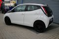 Toyota Aygo - 1.0 VVT-i x-play Automaat - 1 - Thumbnail