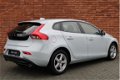 Volvo V40 - 1.6 T3 Kinetic - 1 - Thumbnail