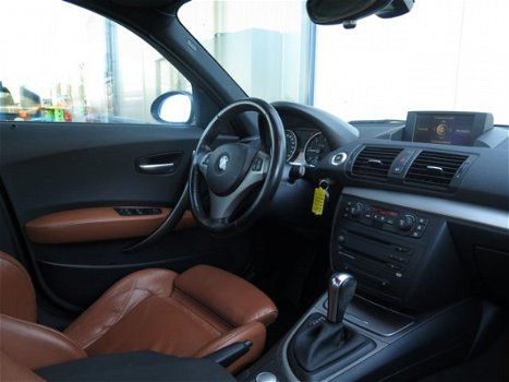 BMW 1-serie - 120D 5-DRS AUT. | NAVI | LEDER | SPORTSTOELEN | CRUISE - 1