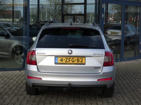 Skoda Octavia Combi - 1.6 TDI NAVI | STOELVERWARMING | TREKHAAK | DAB - 1