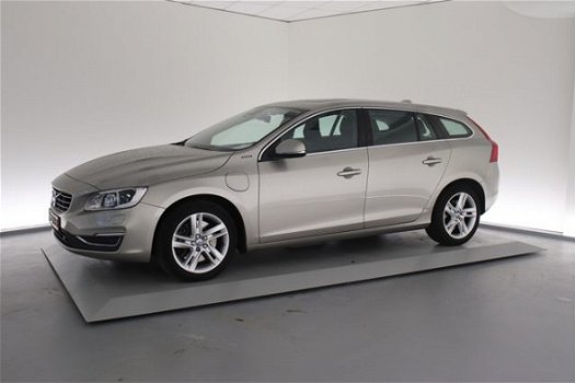 Volvo V60 - D6 Twin Engine Summum Hybrid Technology / Halftarief wegenbelasting - 1