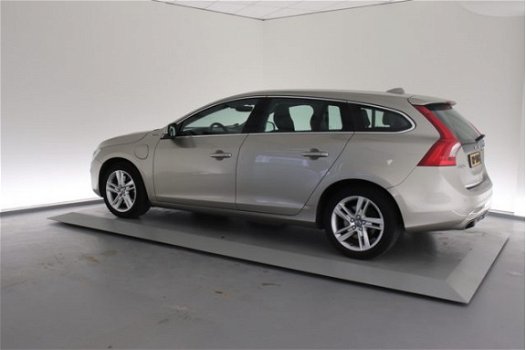 Volvo V60 - D6 Twin Engine Summum Hybrid Technology / Halftarief wegenbelasting - 1