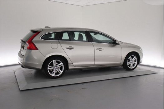 Volvo V60 - D6 Twin Engine Summum Hybrid Technology / Halftarief wegenbelasting - 1