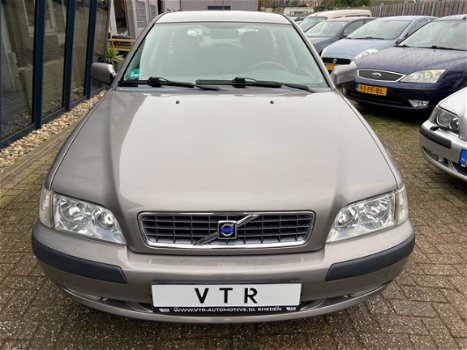 Volvo V40 - 1.8 Luxury Exclusive Youngtimer - 1