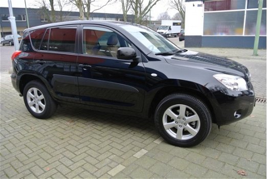 Toyota RAV4 - 2.0 16V VVT-I AUT X-TRAIL - 1