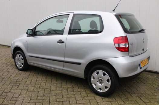 Volkswagen Fox - 1.4 55KW Trendline - 1