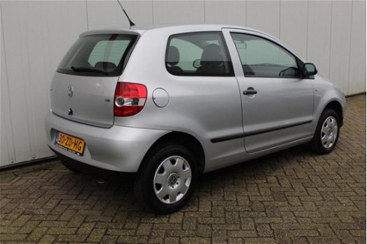 Volkswagen Fox - 1.4 55KW Trendline - 1