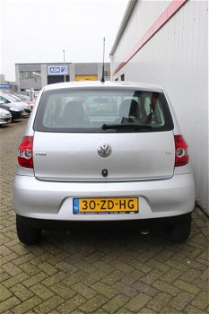 Volkswagen Fox - 1.4 55KW Trendline - 1