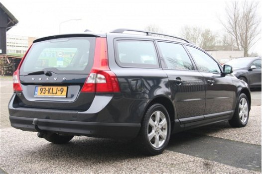 Volvo V70 - 2.0D 100KW Limited Edition - 1