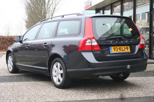 Volvo V70 - 2.0D 100KW Limited Edition - 1