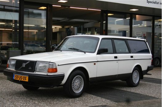 Volvo 240 - 2.3 POLAR U9 - 1