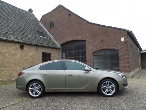 Opel Insignia - 1.6 T Cosmo Uniek 34278 km - 1