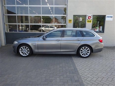 BMW 5-serie Touring - 520i High Executive Automaat - 1