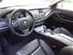 BMW 5-serie Touring - 520i High Executive Automaat - 1 - Thumbnail