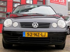 Volkswagen Polo - 1.4-16V Athene // Airco, LM velg Zwart //