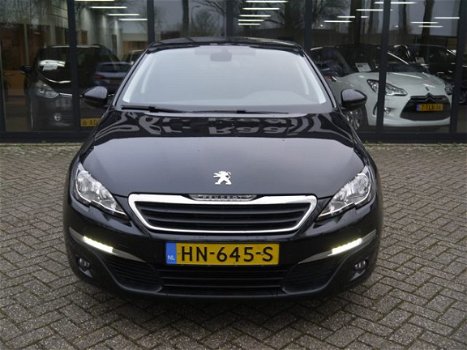 Peugeot 308 SW - 1.6HDI 120pk Executive*Panorama*Navi*Camera - 1