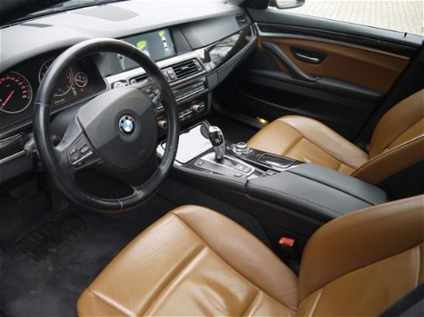 BMW 5-serie - 523i Executive *Leder*Navi*Xenon*Schuifdak - 1