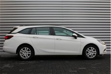 Opel Astra Sports Tourer - 1.0 TURBO 105PK ONLINE EDITION / NAVI / AIRCO / LED / AGR / PDC / CAMERA