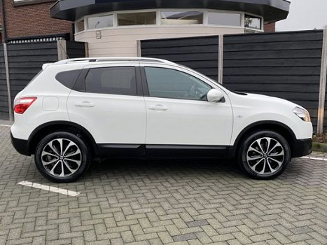 Nissan Qashqai - 1.6 Connect Edition Panoramadak, Trekhaak, Camera, NL-Auto - 1