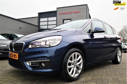 BMW 2-serie Active Tourer - 218i High Executive | Automaat | Navi | Comfort Leder | Stoelverwarming - 1