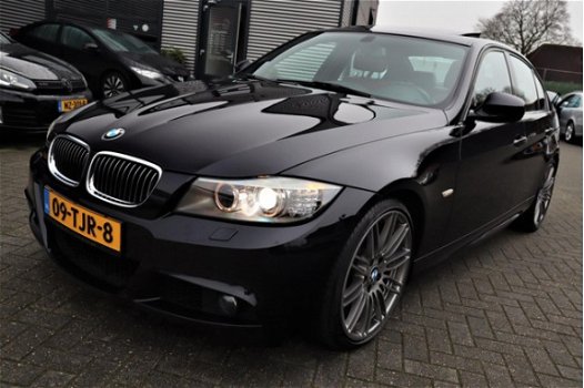 BMW 3-serie - 325i | 2x M-pakket | Automaat | Schuifdak | Xenon | Leder | Facelift | NAP | - 1