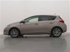 Toyota Auris - 1.8 Hybrid Lease+ | Panoramadak | Parkeersensoren voor & achter |