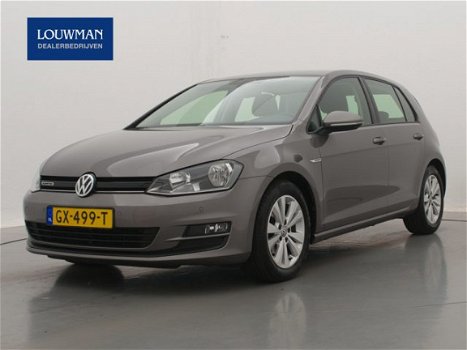 Volkswagen Golf - 1.0 TSI Comfortline | Navigatie | Parkeersensoren - 1