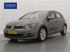 Volkswagen Golf - 1.0 TSI Comfortline | Navigatie | Parkeersensoren