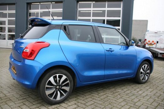 Suzuki Swift - 1.0 Stijl AUTOMAAT - 1