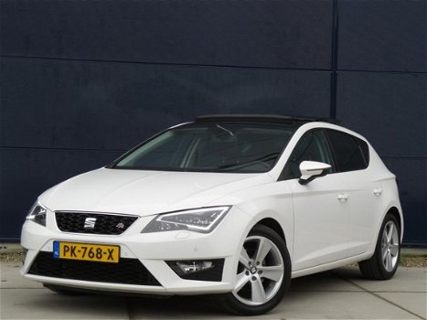 Seat Leon - 1.4 TSI 125PK FR met Panorama en Navigatie - 1