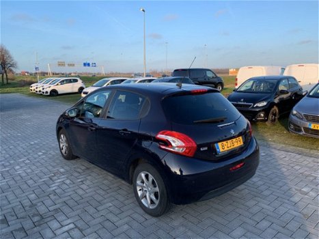 Peugeot 208 - 1.2 PureTech Style 5 deurs | navigatie | climate controle | NEFKENS DEAL | - 1