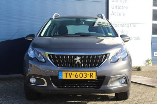 Peugeot 2008 - 1.2 PureTech 130pk Blue Lion l NAVI l AIRCO l TREKHAAKACTIE - 1