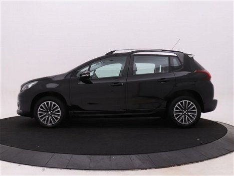 Peugeot 2008 - 1.2 PureTech Active *AUTOMAAT*PANORAMADAK*38.693km*NAVIGATIE* | NEFKENS DEAL | - 1