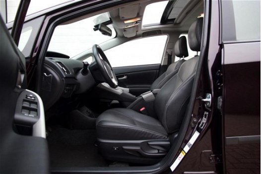 Toyota Prius - 1.8 Executive Business JBL Panorama Leder - 1