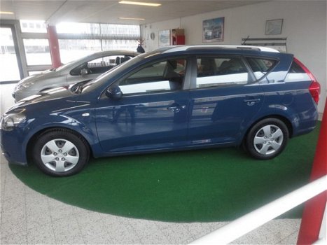 Kia Cee'd - 1.4 CVVT X-tra AIRCO - 1