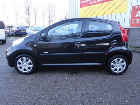 Peugeot 107 - 1.0-12V Millesim 200 5-drs - 1