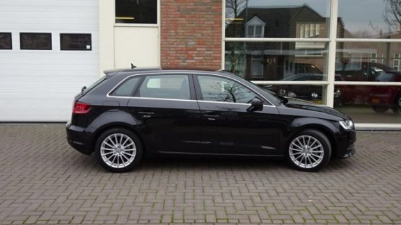 Audi A3 Sportback - 1.4 TFSI 90KW AMBITION PRO.LINE - 1