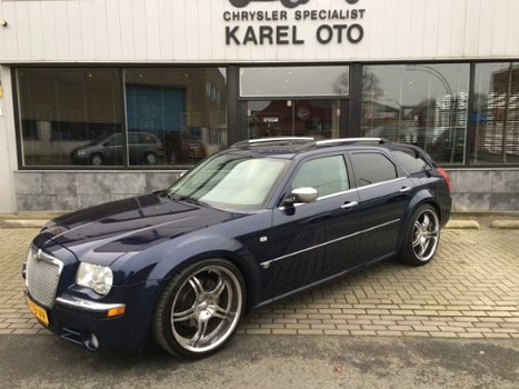 Chrysler 300C Touring - HEMI 5.7 V8 - 1