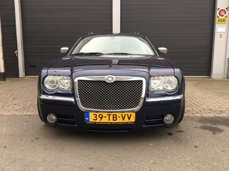 Chrysler 300C Touring - HEMI 5.7 V8 - 1