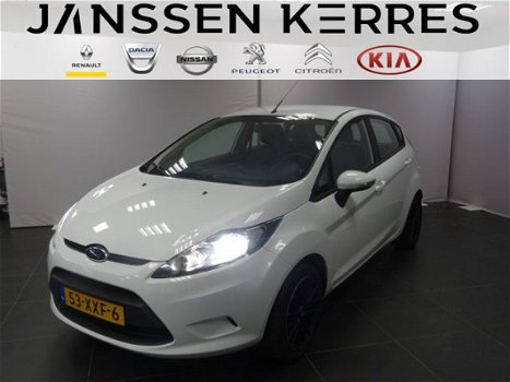 Ford Fiesta - 1.25 60PK 5DRS Champion Airco | L.m. Velgen | Electrische ramen | Zomer & winterbanden - 1