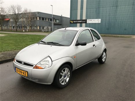 Ford Ka - 1.3 Style Airco, LMvelgen, Airbags, Radio-CD, Enz.... Leuke en zuinige auto Slechts 109.00 - 1