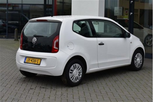 Volkswagen Up! - 1.0 take up BlueMotion Airco, radio cd, stuurbekrachtiging 1e eigenaar, VW dealeron - 1