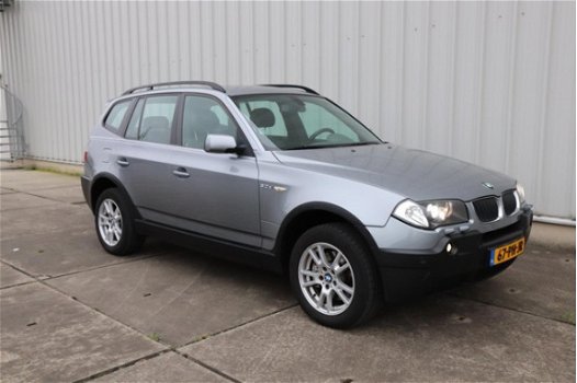 BMW X3 - 3.0d Executive AUT Youngtimer Xenon Leder PDC Trekhaak - 1