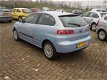 Seat Ibiza - 1.4-16V Sport stuurbekrachtiging altijd 25 auto, s op voorraad - 1 - Thumbnail